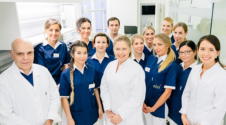 Das Team des Eltz Instituts für Zahnregulierung in Wien