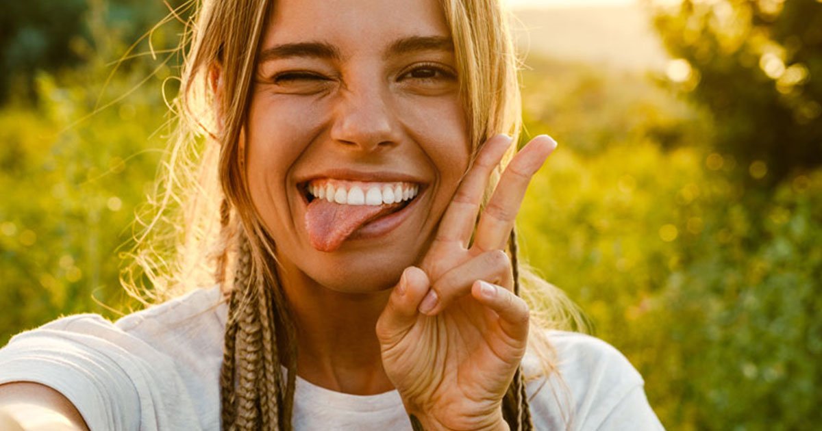 Unsichtbare Zahnschienen für Studenten: Warum das Studium der richtige Zeitpunkt für die Zahnregulierung ist